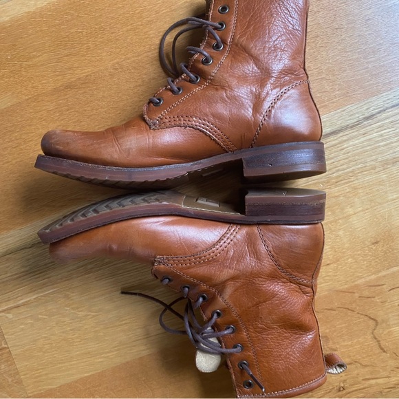 Frye Veronica Combat Lace-Up Boots, 8.5 - Picture 4 of 5
